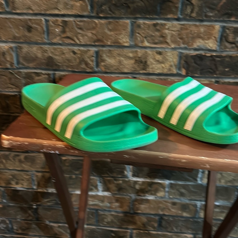 Addidas cool green